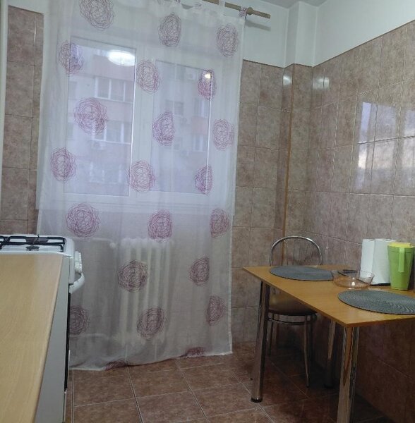 Stefan cel Mare, decomandat, mobilat/utilat, termen lung, seriozitate liber